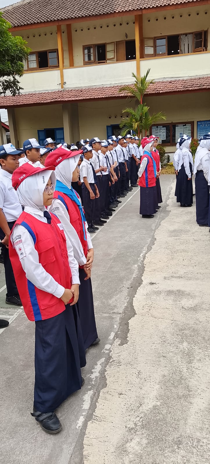 Upacara Pelantikan Pengurus Osis 2026-2027