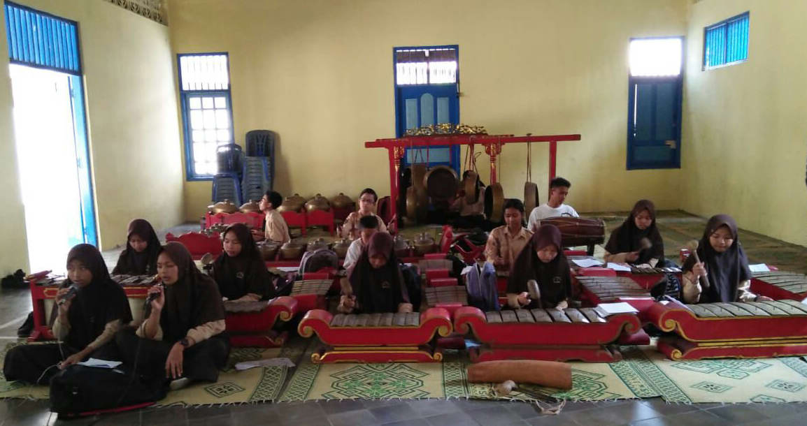ekstra gamelan